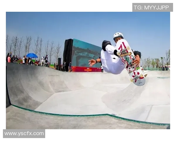 重庆街舞队在滑板精英赛中以57分稳居积分榜首位 重庆街舞队在滑板精英赛中以57分稳居积分榜首位